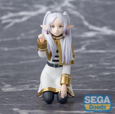 Frieren: Beyond Journey's End PM Perching PVC Statue Frieren Poking Something 10cm